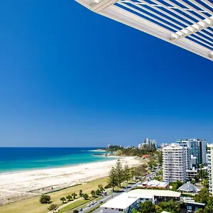 Kirra Surf Апарт-отель